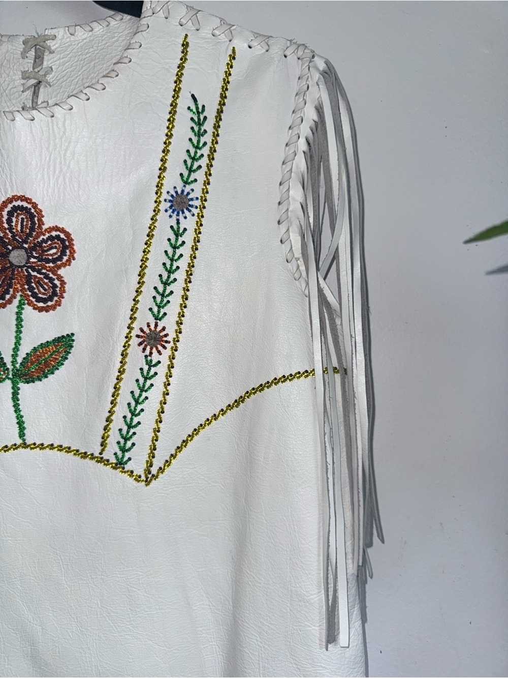 White Fringe Leather Dress with Floral Beadwork Size 10 Native - Picture 6 of 12